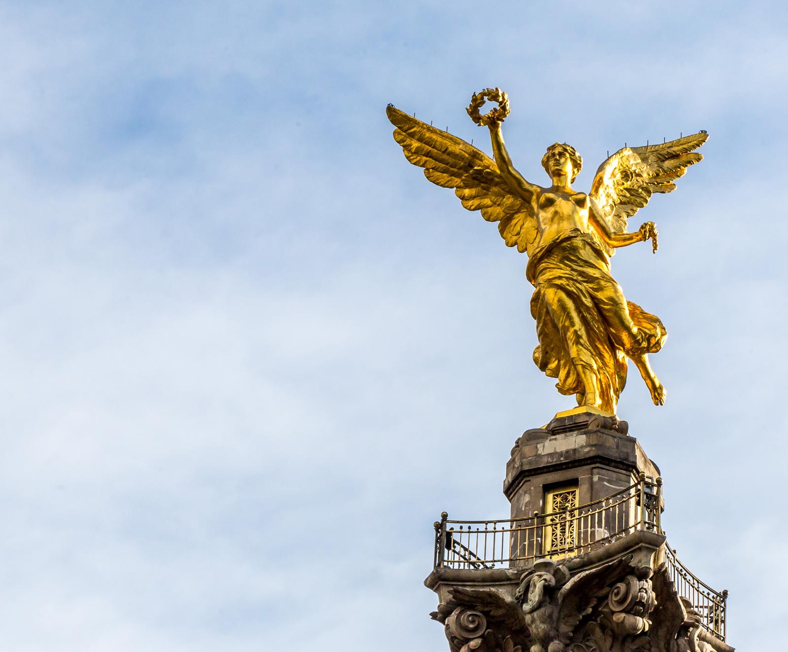 The Ángel de la Independencia monument in Mexico City